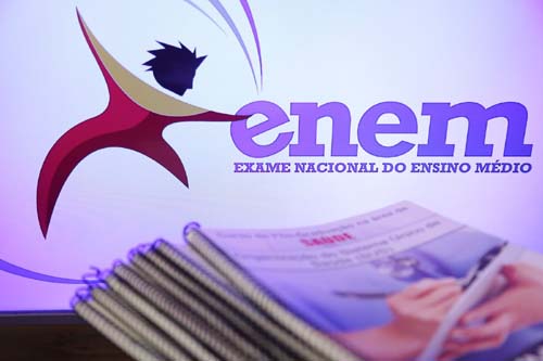 MEC antecipa divulgação das notas do Enem 2021; veja como acessar