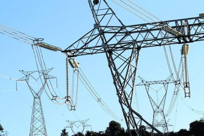 Estiagem deixa a conta de luz mais cara até o fim do ano