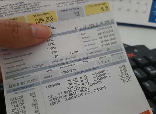 Mais de 130 mil alagoanos podem perder o desconto da Tarifa Social em dezembro