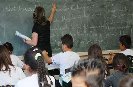 Ensino médio piora em 16 Estados
