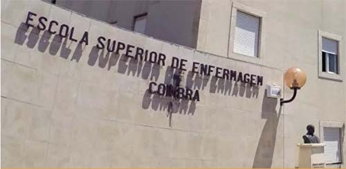 Sem poder exercer profissão em Portugal, enfermeiros brasileiros trabalham em restaurante e fábrica