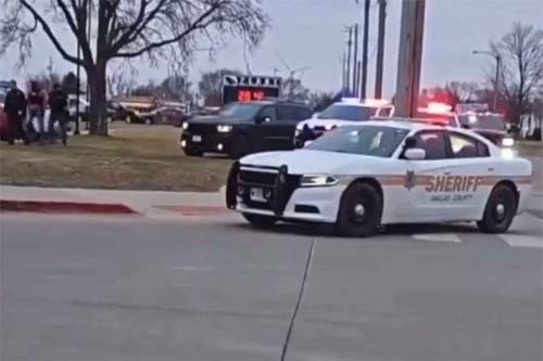 Escola nos Estados Unidos é alvo de ataque a tiros