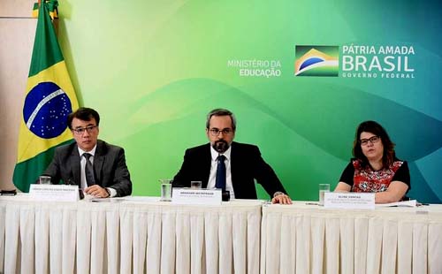 MEC amplia internet banda larga para mais 24,5 mil escolas públicas