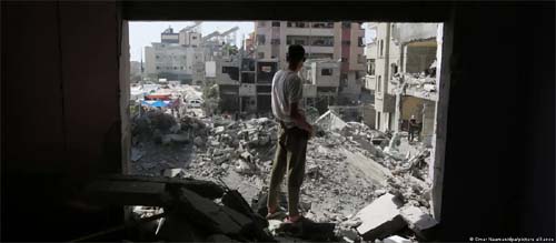 Palestinos buscam por familiares desaparecidos em Gaza