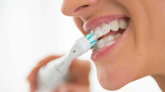 6 mitos e verdades sobre a escovação dos dentes