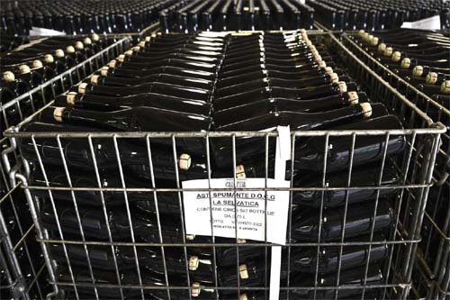 Inflação dos importados surpreende e sobe acima do esperado apesar da queda do dólar