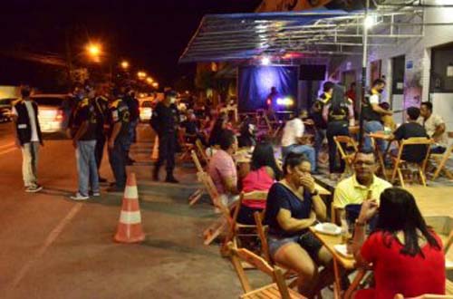 Fiscalização fecha estabelecimentos irregulares em Maceió