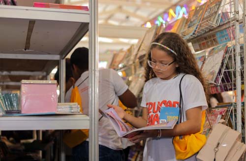 Rede de ensino de Maceió celebra Dia Internacional da Alfabetização com resultados positivos