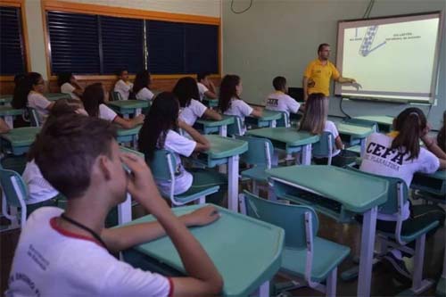 Mulheres são maioria na educação básica no Brasil