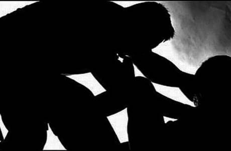 Menina de 11 anos é estuprada após abrir a porta para estranho