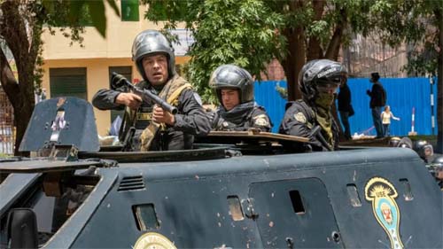 Crise no Peru: governo decreta estado de emergência em Lima por 30 dias