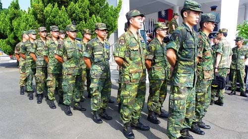 Gasto militar representa cerca de 20% do orçamento total do governo e 2,5% do PIB, acima inclusive do piso para membros da Otan