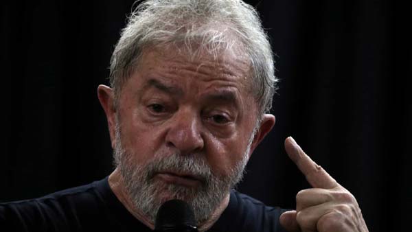 Lula cobra posição 'urgente' do Congresso contra vídeo de Bolsonaro