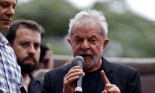 Lula mente compulsivamente com a conivência da mídia, do Supremo e de artistas