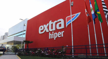 Pão de Açúcar desiste de bandeira Extra Hiper e vende lojas ao Assaí