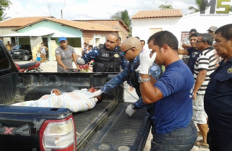 Presidiário em liberdade condicional é morto a tiros dentro de casa em Delmiro Gouveia 