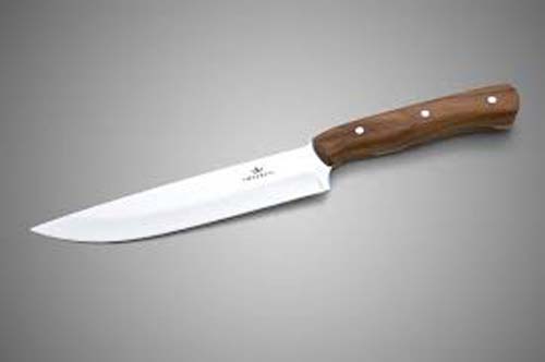 Homem esfaqueia padrasto e a própria mãe na Grande Maceió