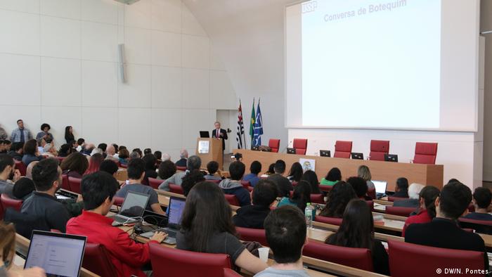 Os desafios do aluno da rede pública no ensino superior