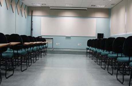 Professores de instituições federais de ensino entram em greve na quinta-feira