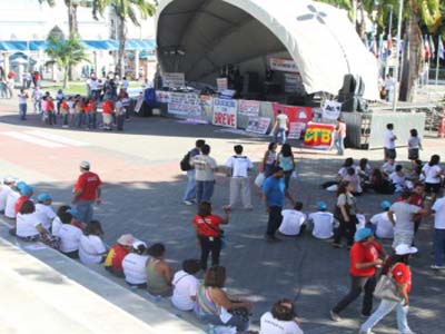 Por causa da greve, ano letivo nas universidades deve avançar até o início de 2013