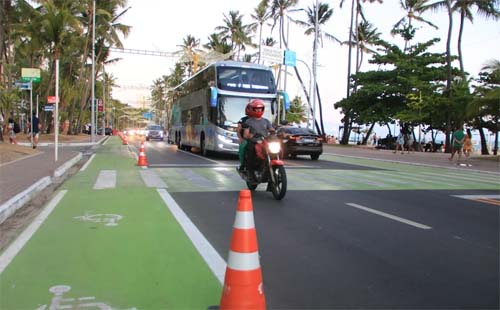 TJ de Alagoas mantém proibição de estacionamento e ampliação da Faixa Verde na orla de Maceió