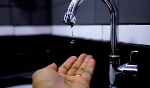 Rompimento de adudtora afeta abastecimento de água em 18 cidades alagoanas