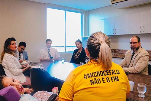 Famílias pedem apoio da OAB/AL para garantir atendimentos a crianças com microcefalia