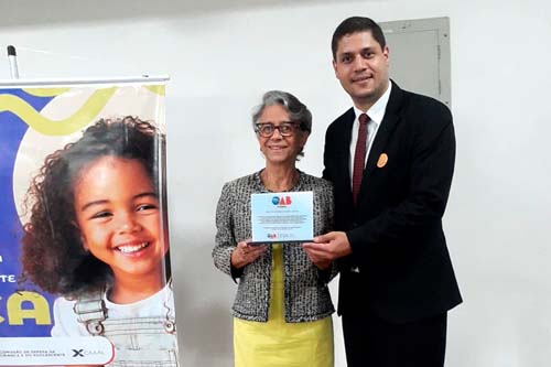 Fátima Pirauá é homenageada pela OAB/AL em evento comemorativo aos 32 anos do ECA