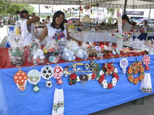 7ª “Feira do Artesanato na Praça” é realizada em Penedo e repete sucesso de edições anteriores