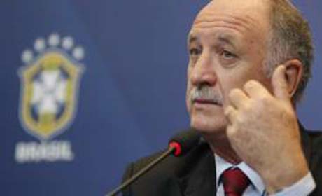 Felipão convoca seleção que representará Brasil na Copa