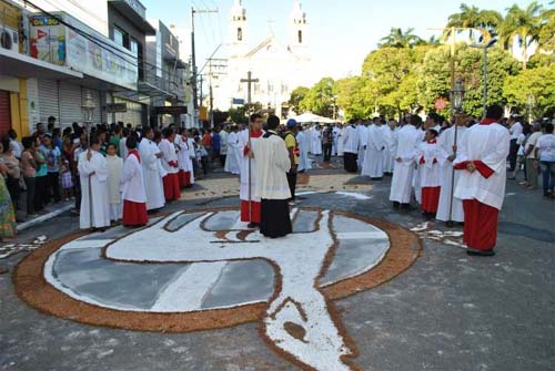 Corpus Christi: Veja como funcionará serviços e comércio em Maceió