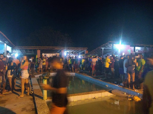 PM encerra festa com aglomeração em chácara em Olho D' Água das Flores