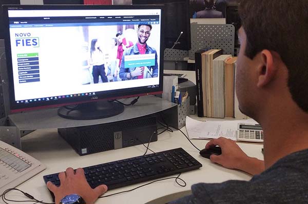 Na primeira reunião do ano, CE pode aprovar ampliação do Fies  Fonte: Agência Senado