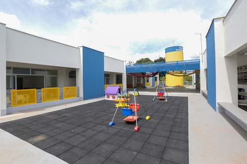 Governo Brasileiro Lança Fundo de R$ 20 Bilhões para Modernizar Escolas e Serviços de Saúde