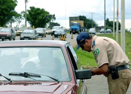 PRF registra 136 mortes e 2,7 mil acidentes durante o feriado prolongado