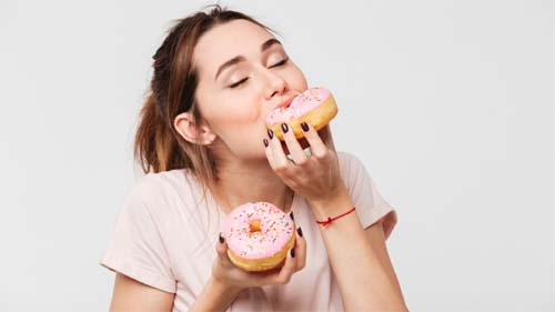 Entenda o que é 'fome emocional' e como combatê-la