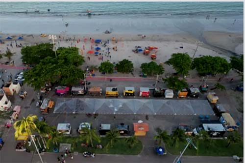 Food trucks da Pajuçara deverão se retirar da orla até março de 2026, decide MPF