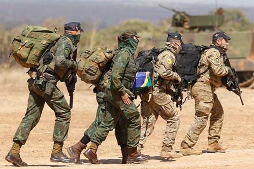 Eleitor do DF confia mais nas Forças Armadas, na Igreja e no governo que no STF, diz pesquisa Metrópoles/Ideia