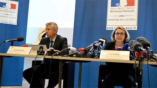 Vítimas de ataque em Annecy não correm mais risco de morte; agressor é indiciado, mas mantém silêncio