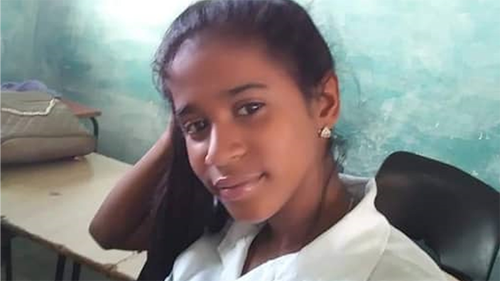 Cuba: Família diz que adolescente foi condenada a 8 meses de prisão após protestos