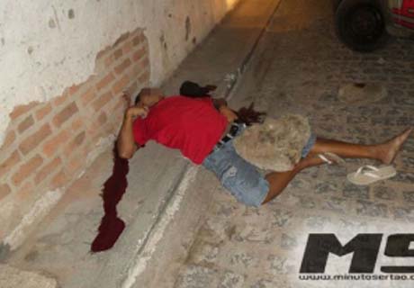 Homem é assassinado a pedradas e tem cabeça esmagada em Inhapi