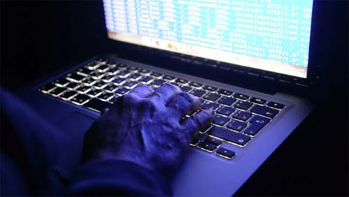 'Na dúvida, não clique': com o aumento de golpes on-line, especialista explica como se proteger