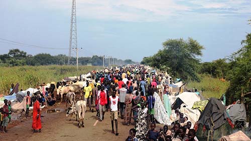 Após golpe militar, premiê do Sudão é autorizado a voltar para casa