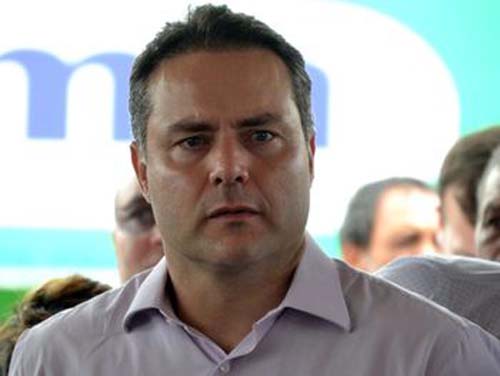 Renan Filho decreta luto por três dias em Alagoas e lamenta mortes das vítimas de acidente em Minas Gerais