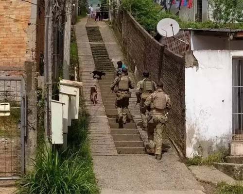 Guerra entre facções deixa ao menos 19 mortos em Porto Alegre