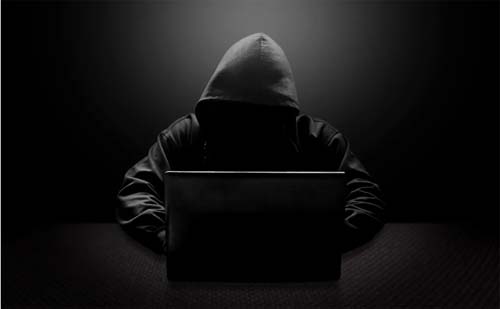 Hacker devolve valor integral após roubo de R$ 3 b