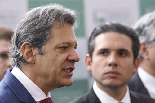 Deputados retiram MP que propunha alternativas ao aumento do IOF e Haddad promete novas propostas ao governo