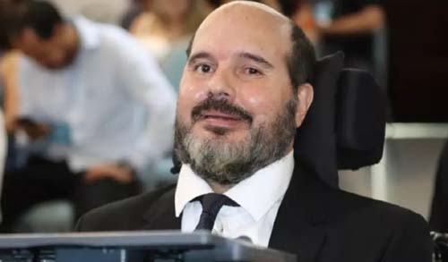 Médico alagoano com ELA, Hemerson Casado pede ajuda para conseguir emprego