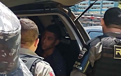 Acusado de matar mulher a facada diz que não lembra do crime: 