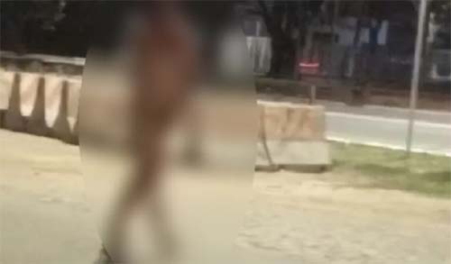 Homem caminha nu perto da Central de Flagrantes, em Maceió; O vídeo viraliza nas redes sociais